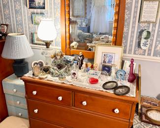 Bedroom dresser & mirror.
