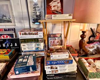 Variety of jigsaw puzzles.