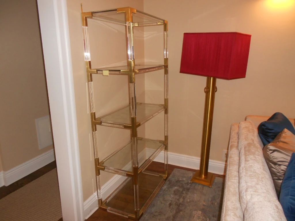 HOUSEHOLD GALORE in Roslyn Heights, NY starts on 10/21/2023