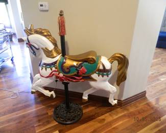 original Applebee's carousel horse (Bruce White)