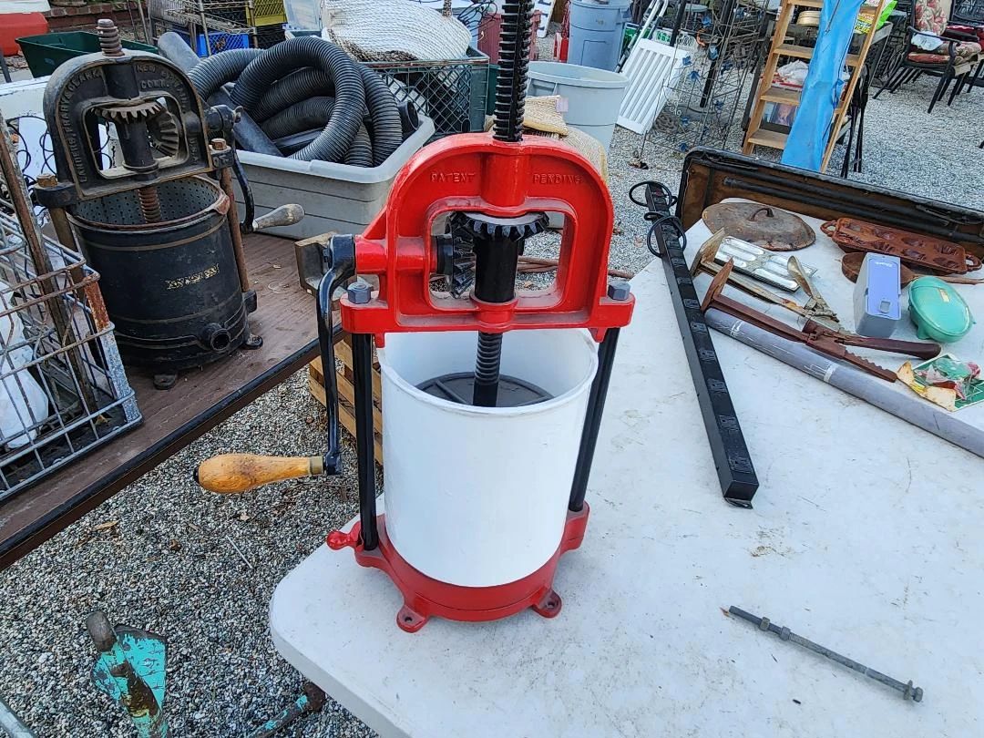 HUGE ESTATE SALE TOOLS,HARDWARE... starts on 10/20/2023