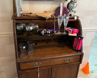 Lane Rolltop Bar with key - $145