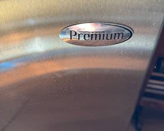 #26 - $120 Premium ice maker 2017 15Wx17Dx24TModel #PIM106MS - 2017	