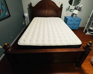 #52 - $750 Queen wood size bed Stearns & Foster Estate mattress	"Handcrafted in Texas (bought last year $2,299)"