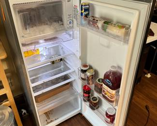 #23- $100 Smart inverter compressor LG refrigerator 	20x21x51- Ice up -Model Cronco705V 	