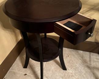 #4- $50 
side table round one drawer 20Dx26T 	