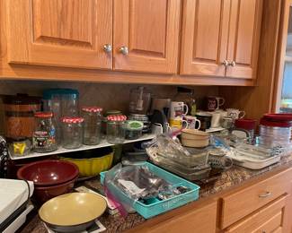 Texas Ware Bowls, Rees & Barton Briolette Stainless Flatware 