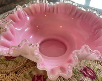 Large Pink Fenton Crinkle Ruffle Bowl