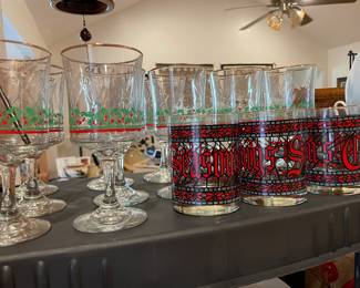 Vintage Arby’s Holiday Glasses 