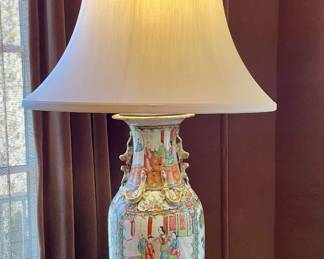 $500 - Very likely a cantonese porcelain vase converted to electric lamp; we cannot view markings on the bottom of the lamp to confirm origin. -21 x 36