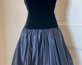 $120 -Ralph Lauren Dress - sells new for $200, Size S