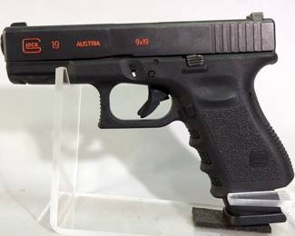Glock 19 9x19 Pistol SN# PAN977