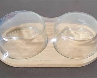 Lot 044   1 Bid(s)
Target Bullseye Cloche Board Tray with 2 Glass Dome Lid Food Safe Display