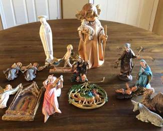 Simonetti Large Angel, Italy Nativity