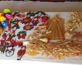 Mexican Straw, Yarn, Wood Gourd