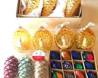 Pine Cone Style Ornaments