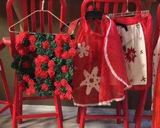 Vintage Christmas ApronsTbl Runners