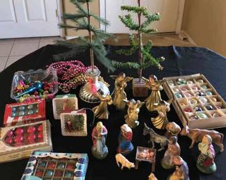 Japan Nativity, Feather Tree