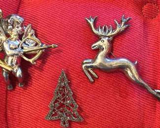3 Sterline Broches