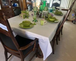 dining table, glass ware, jadeware