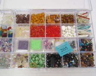 GLASS AND STONE BEADS FOR JEWELRY MAKING. INCLUDES CONTAINER. GLASS, ROSE QUARTZ, SEMI-PRECIOUS GEM STONES, SOME ORANGE CORAL