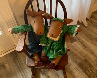 Old rocker w hand crafted moose set 