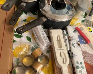 Pampered chef cookware 