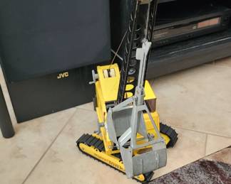 Vintage Pressed Steel Tonka Mighty Clam Crane Shovel Toy