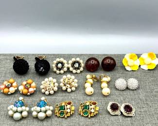 Vintage Costume Jewelry