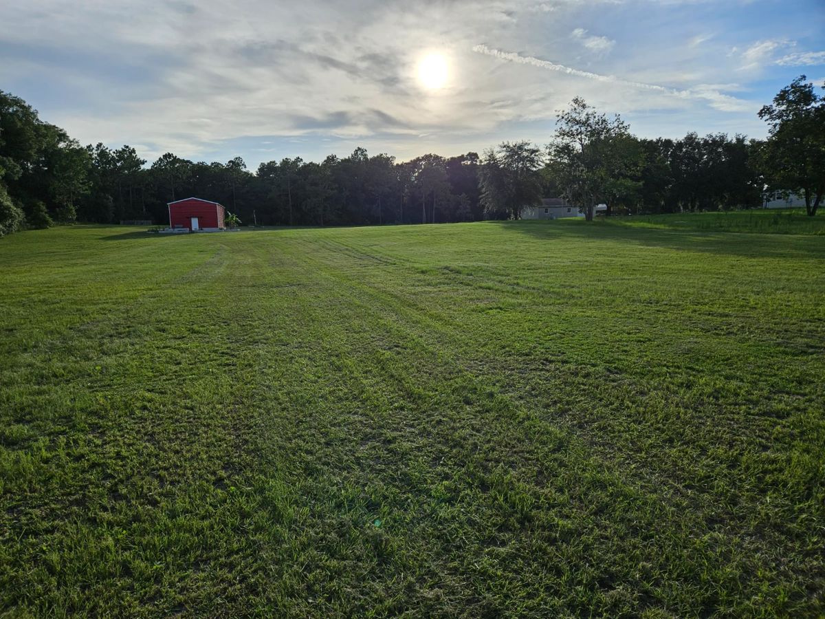 BARN SALE in Summerfield, FL starts on 10/20/2023