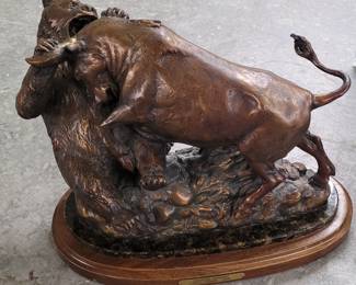 Bronze bull and bear