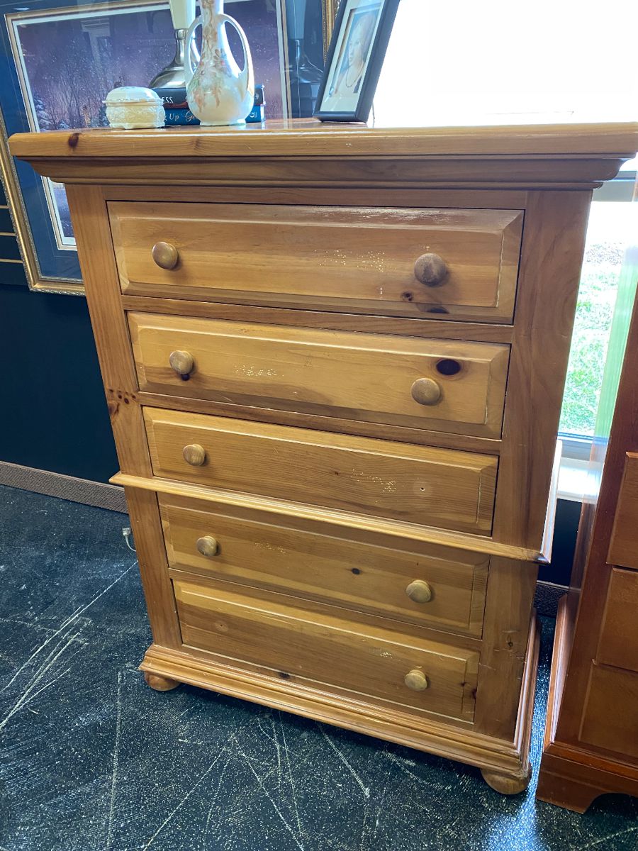 THE VILLAGES ESTATE SALE in Summerfield, FL starts on 10/20/2023