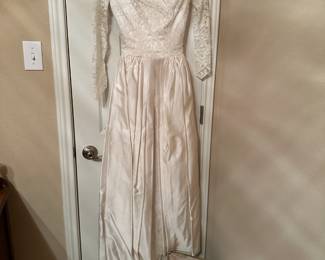 Vintage wedding dress