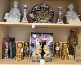 Book - In The Pink: Dorothy Draper - American's most fabulous decorator!