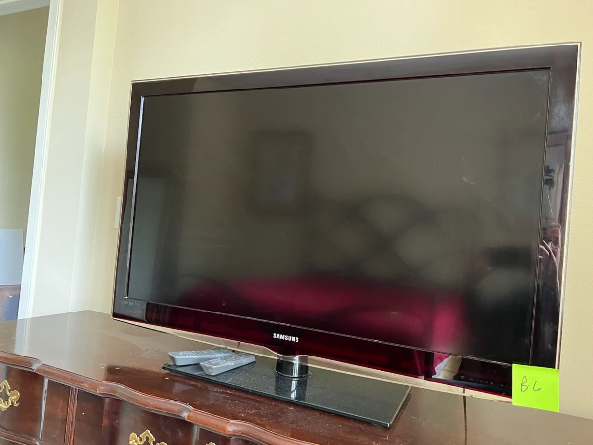 Noblesville Online Auction Ends 10/27! starts on 10/22/2023