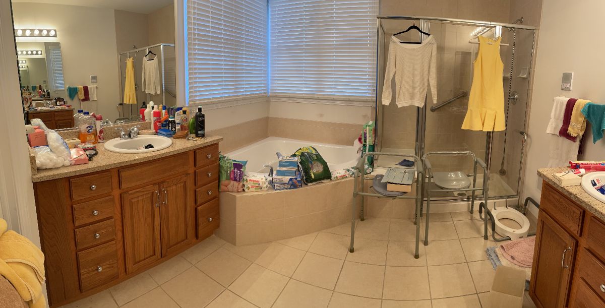 Hawthorn Woods Estate Sale starts on 10/27/2023