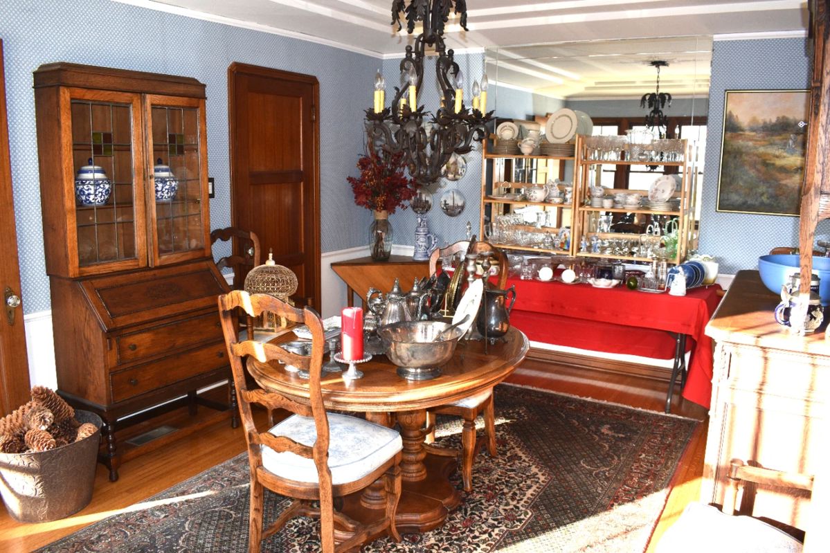 Dining Room Overview