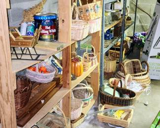 Craft Items, Baskets and Floral