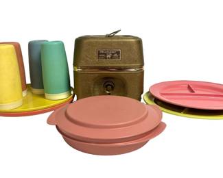 Collectible Vintage Plastics
