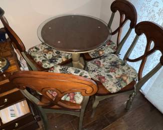 Cute kitchen table and chairs (sold thru client)