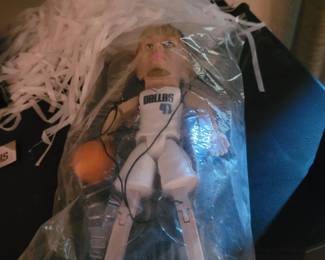 Puppet on a String. Who wouldn't want to control Dirk