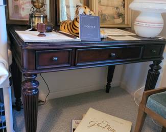 Hooker Desk - Excellent Condition