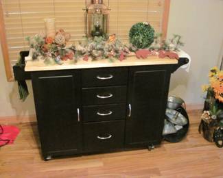 Rolling kitchen island - with drop leaf for "bar" in the back