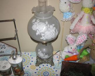 Vintage Hurricane Parlor Lamp 