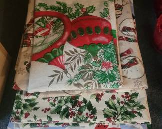 Christmas Table Clothes