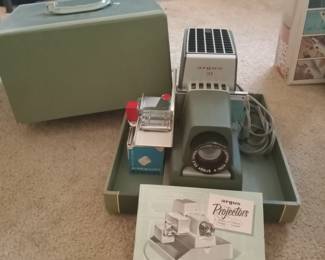 Argus slide projector 