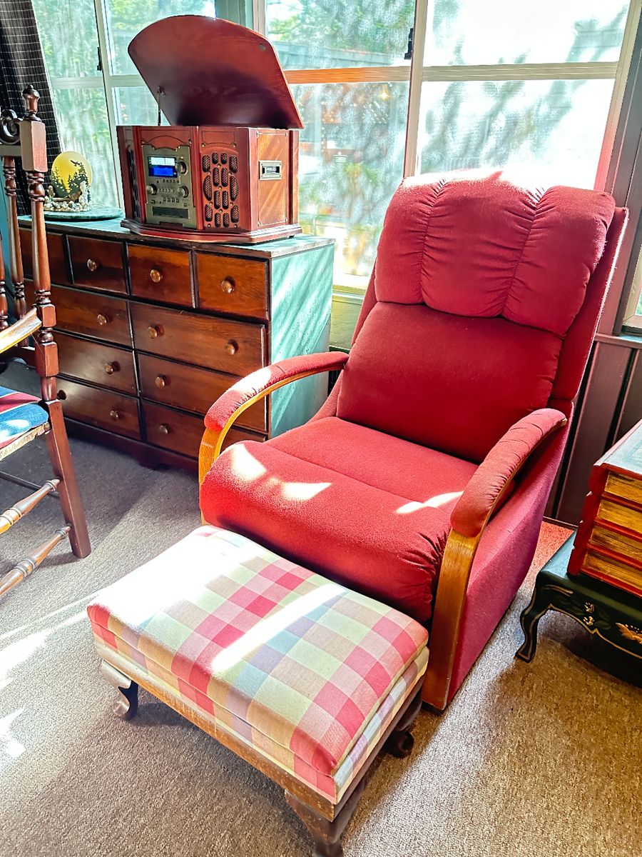 The Estate Sale Ladies Will be in Orlando starts on 11/24/2023