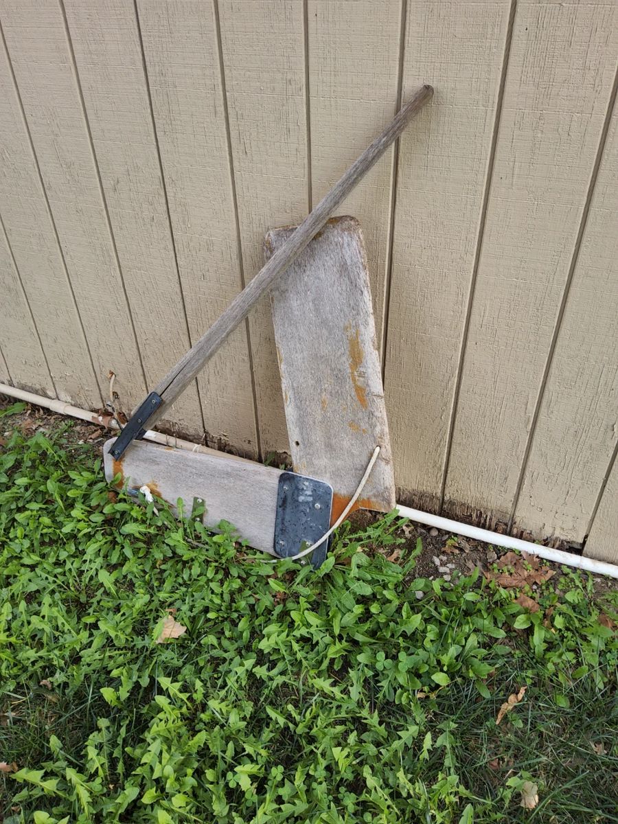 Massive Tool and Moving Sale in Raymore, MO starts on 10/21/2023