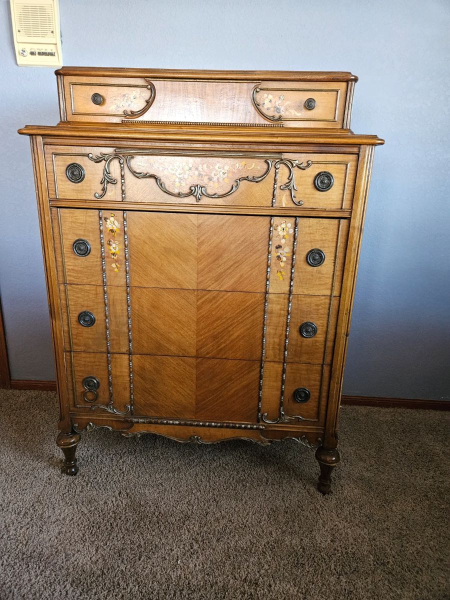 Lakeside Hobbyist's Dream! Coin Collectors,... starts on 10/27/2023