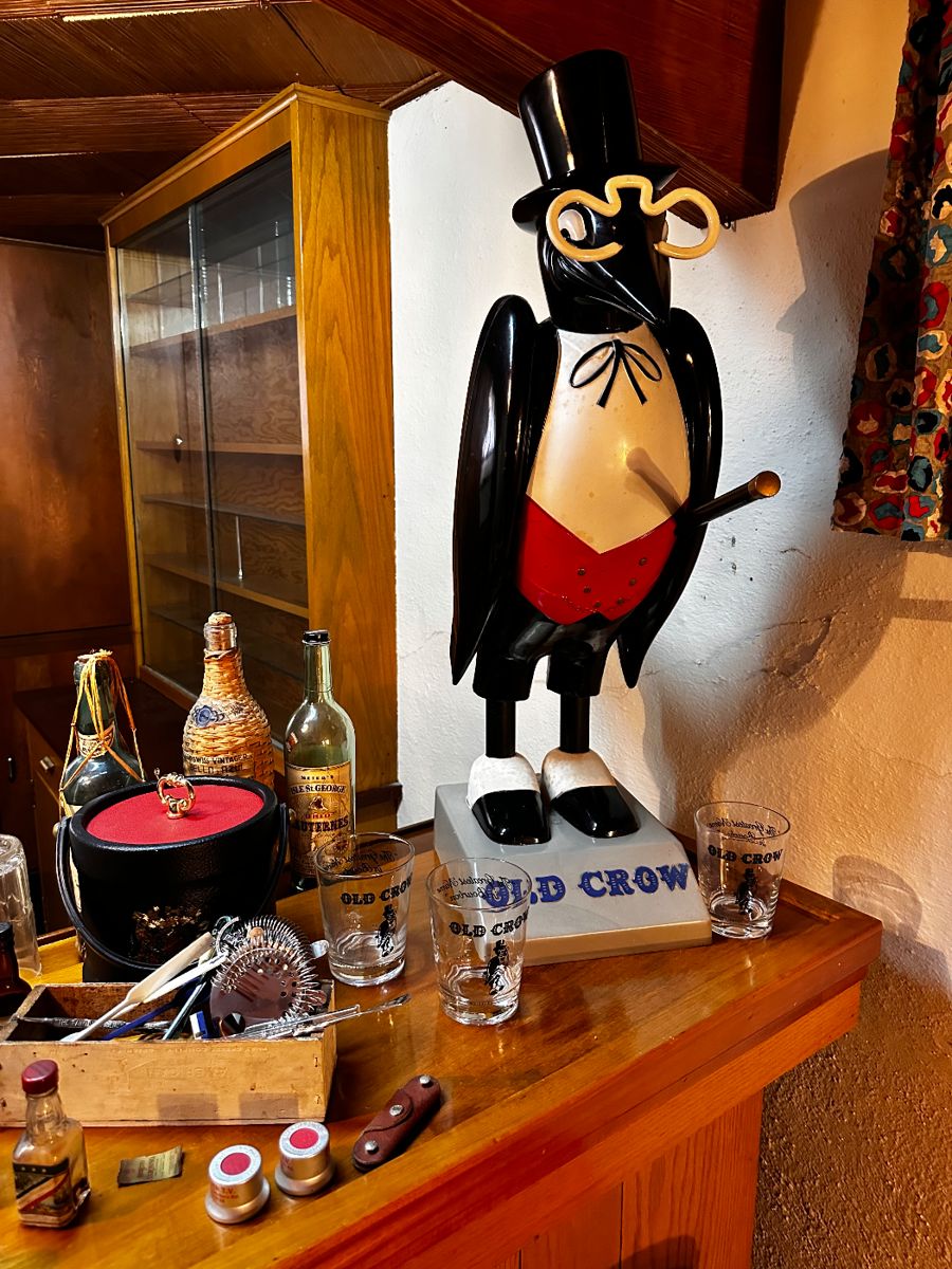 St. Matthews Estate Sales in Louisville, KY starts on 10/27/2023